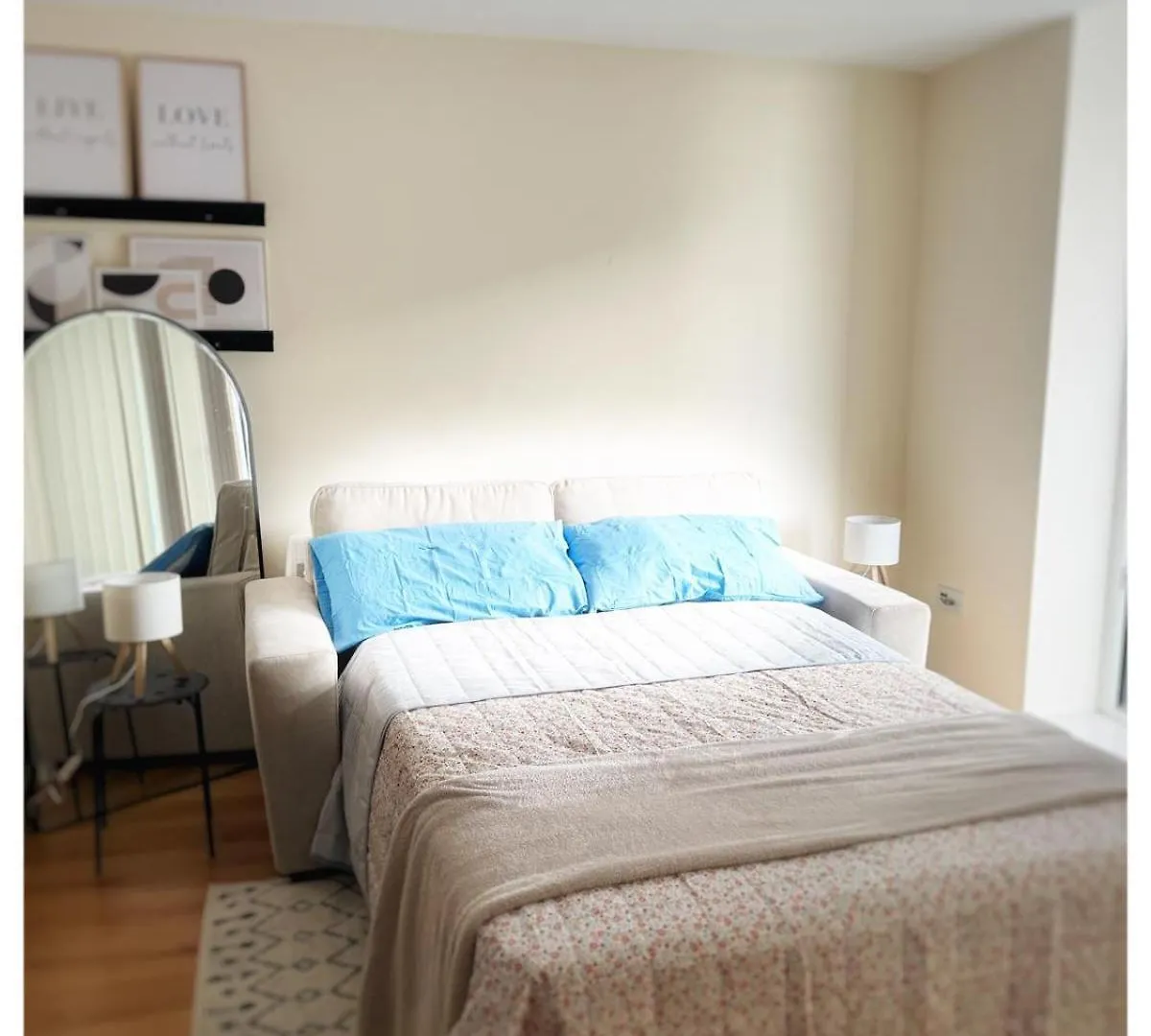 Riverside Royal Apartment London