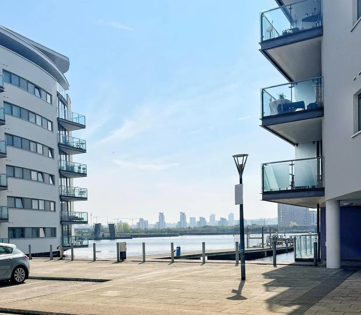 Riverside Royal Apartment London
